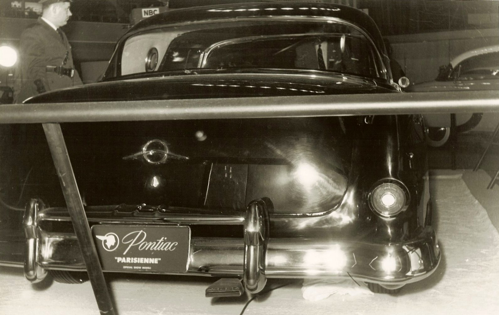 Pontiac Parisienne, 1953