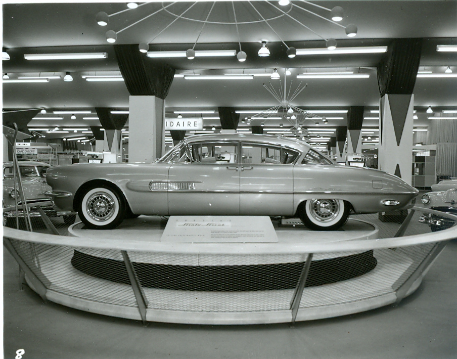 Pontiac Strato-Streak, 1954 - Chicago Motorama