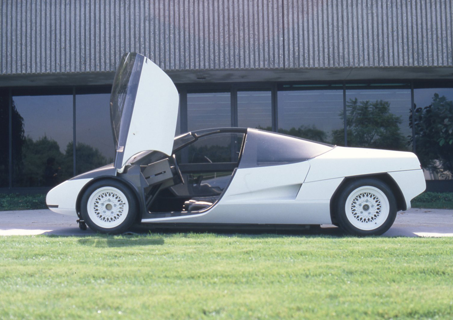 Toyota MX-1 Full-Scale Model, 1982