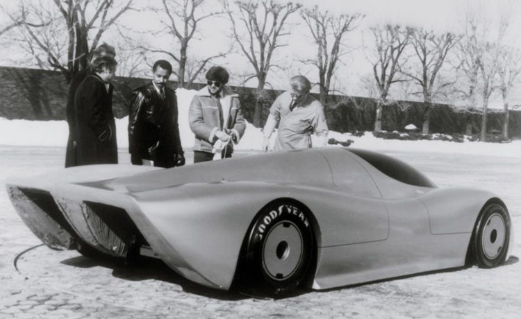 1987 Oldsmobile Aerotech Concept Inspecting Clay Model 