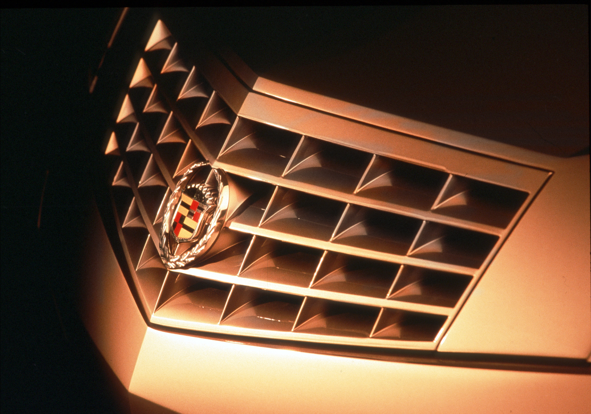 Cadillac Evoq Concept, 1999 - Grille