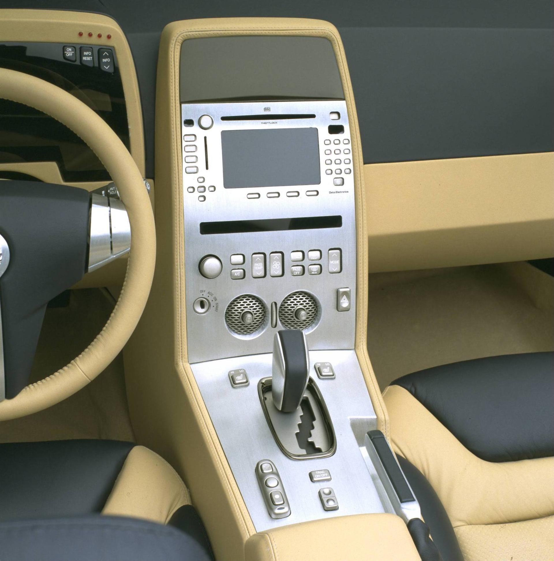 Cadillac Evoq Concept, 1999 - Interior