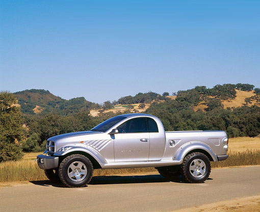 Dodge Power Wagon, 1999 - Photo: Ron Kimball