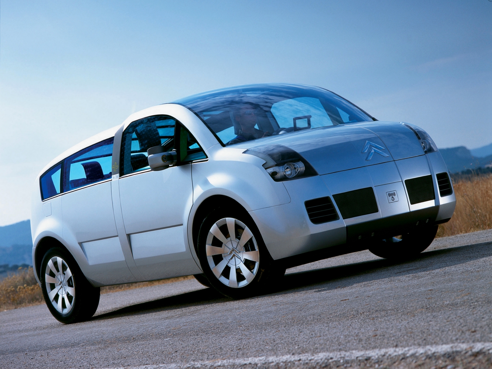 Citroen C-Crosser, 2001