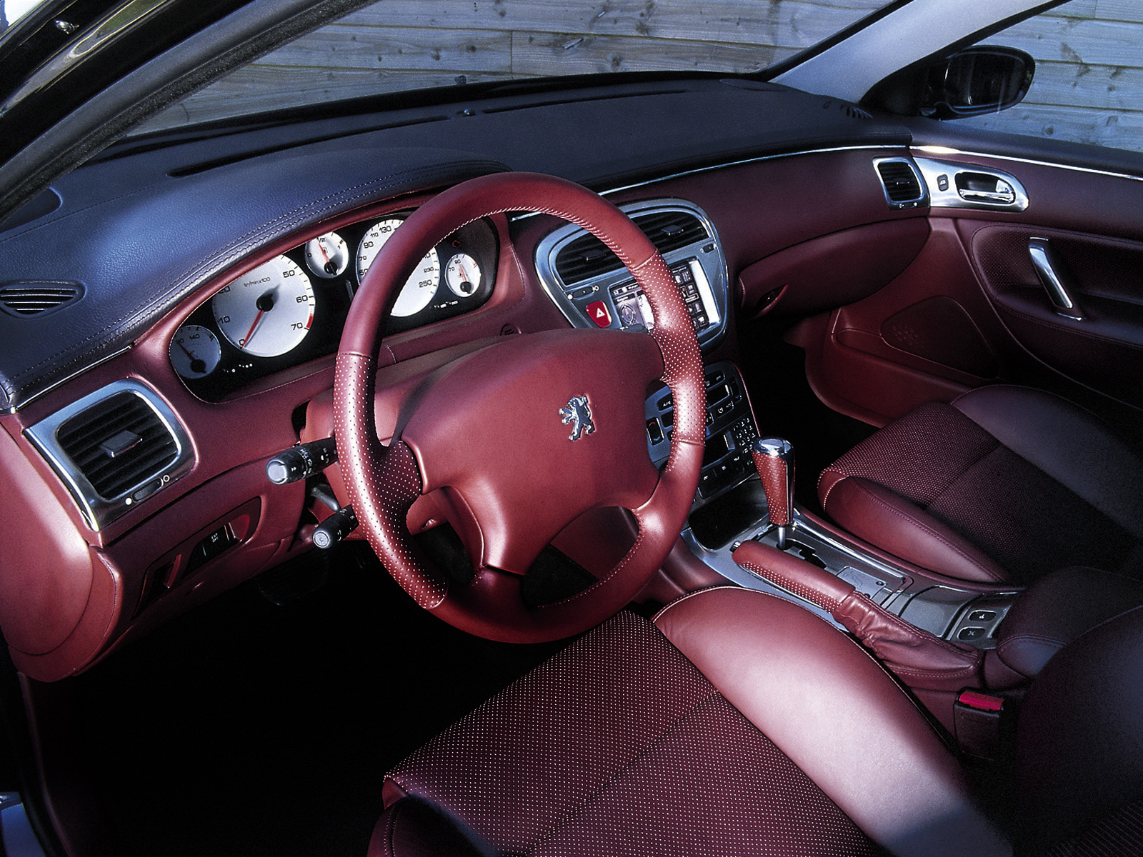Peugeot 607 Pescarolo Concept, 2002 - Interior