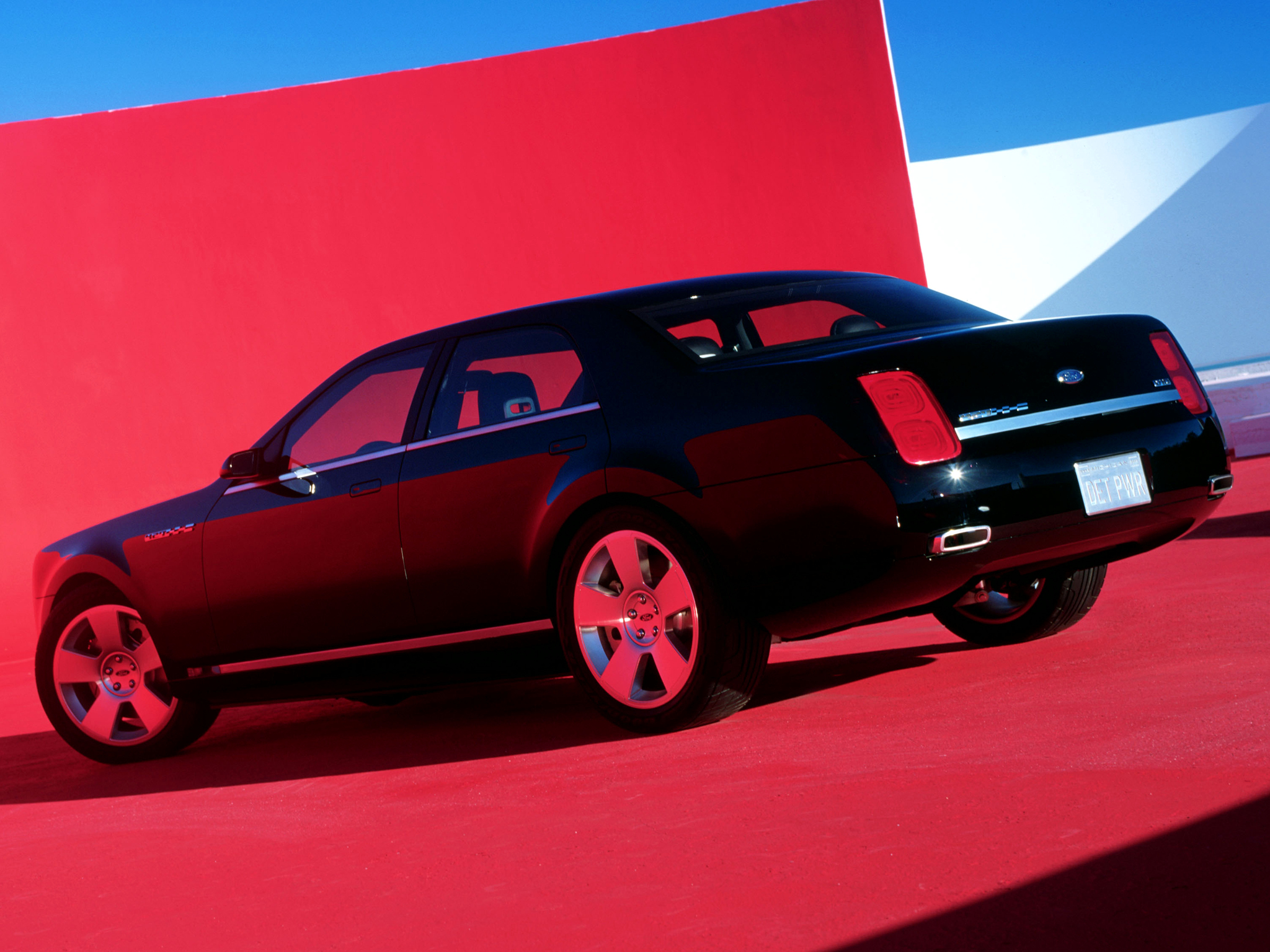 Ford model u Concept 2003