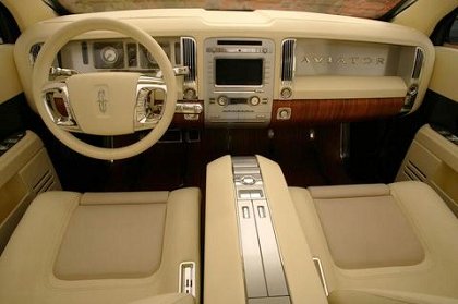 Lincoln Aviator, 2004