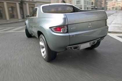 Mitsubishi Sport Truck, 2004