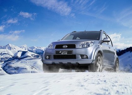 Daihatsu D-compact, 2005