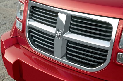 Dodge Nitro, 2005