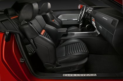 Dodge Challenger, 2006 - Interior