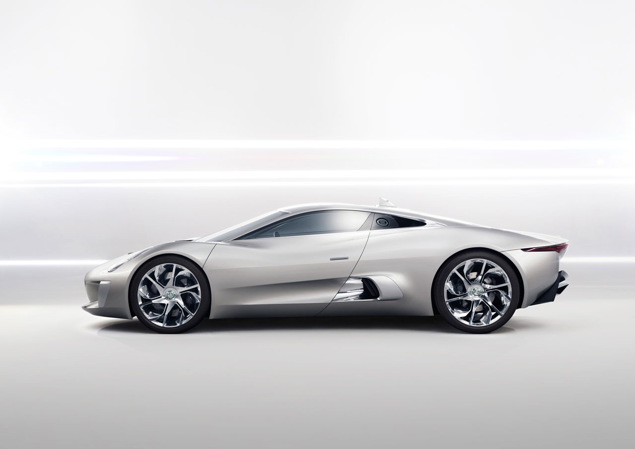 Jaguar C-X75, 2010