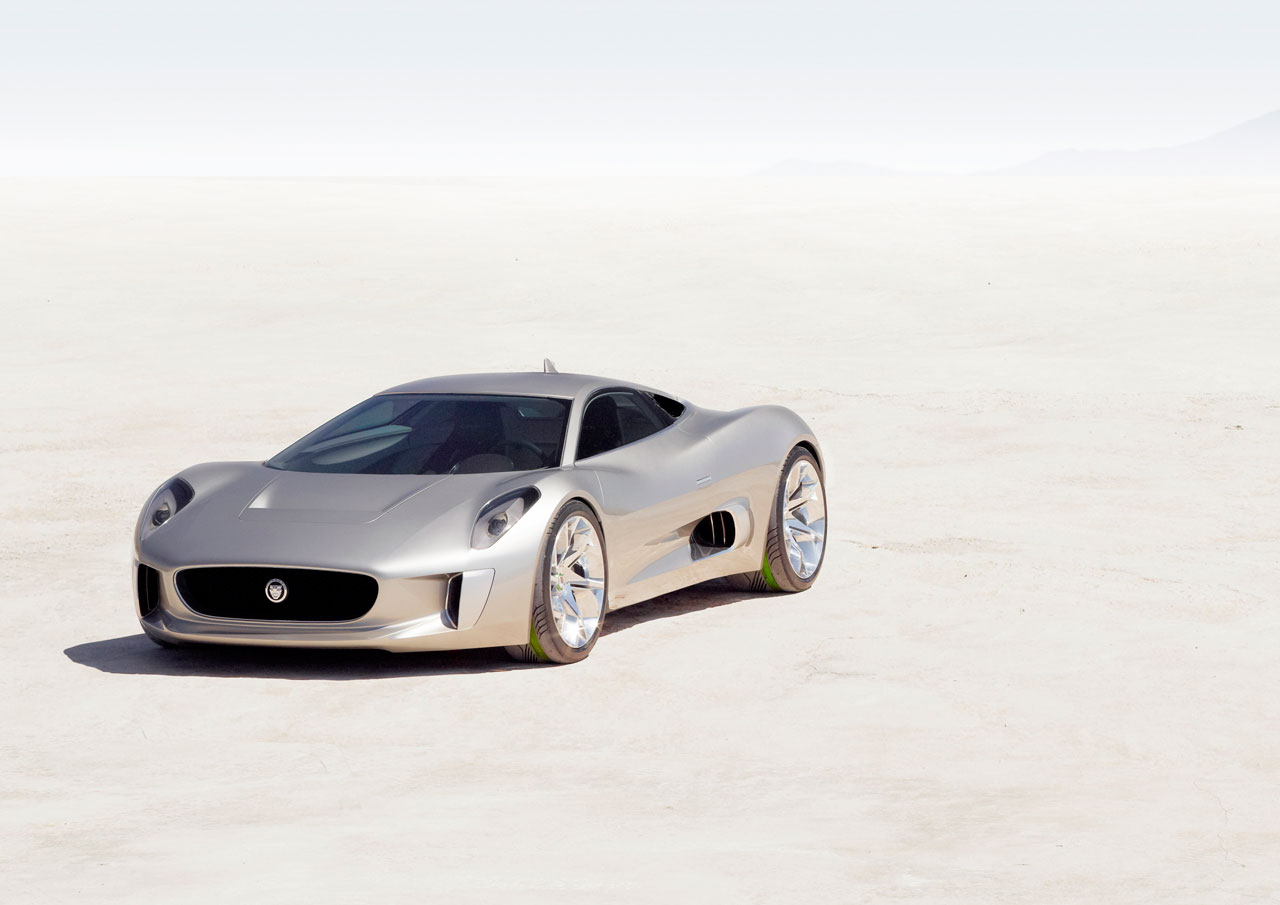 Jaguar C-X75, 2010