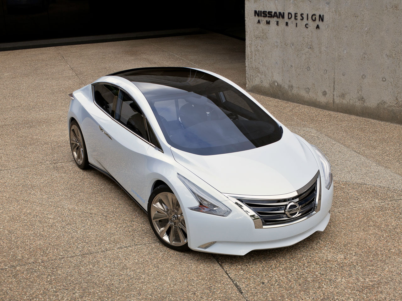 Nissan Ellure, 2010