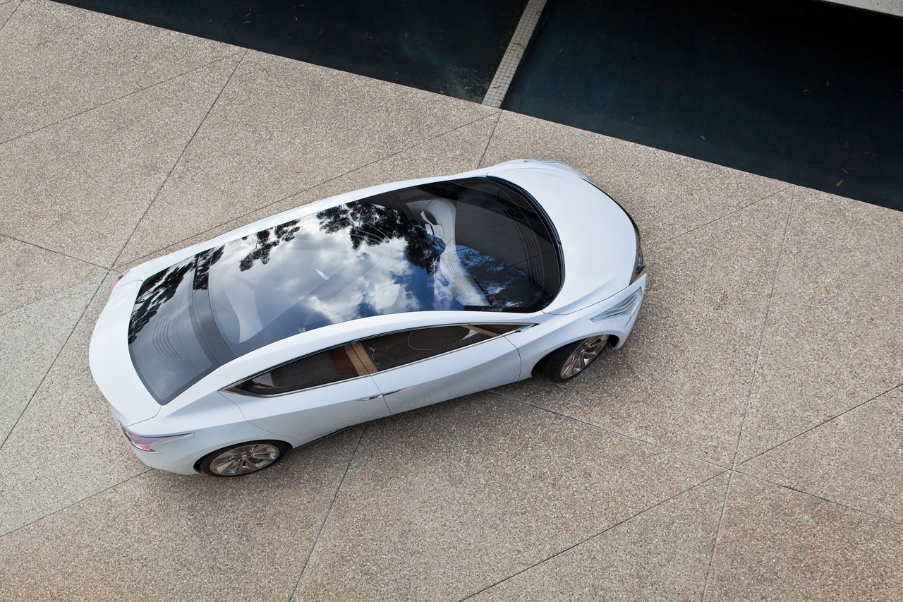 Nissan Ellure, 2010
