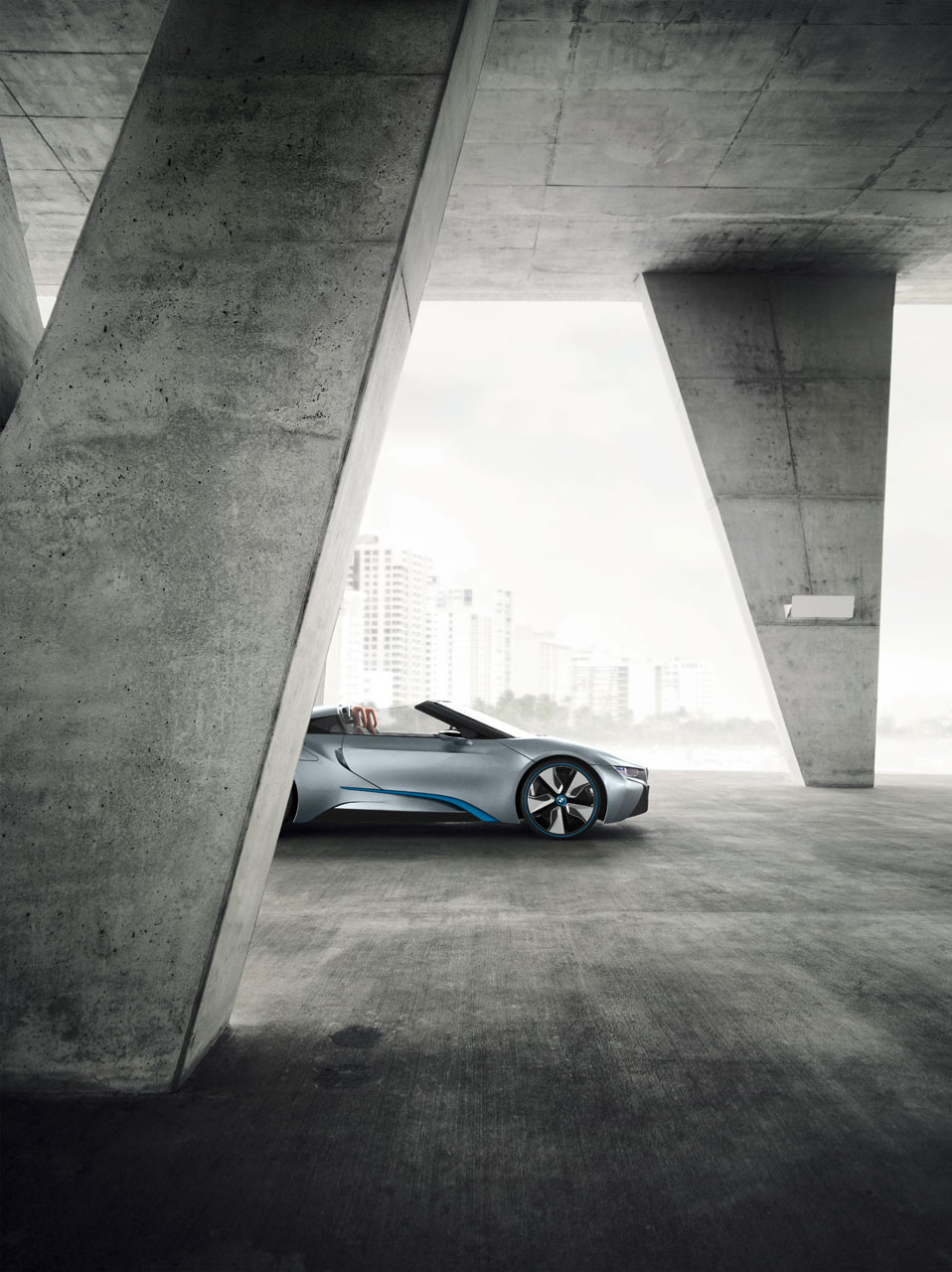BMW i8 Spyder, 2012