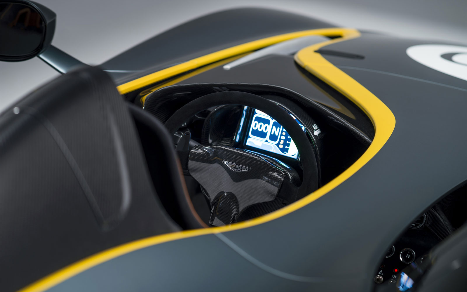 Aston Martin CC100 Speedster, 2013 - Cockpit