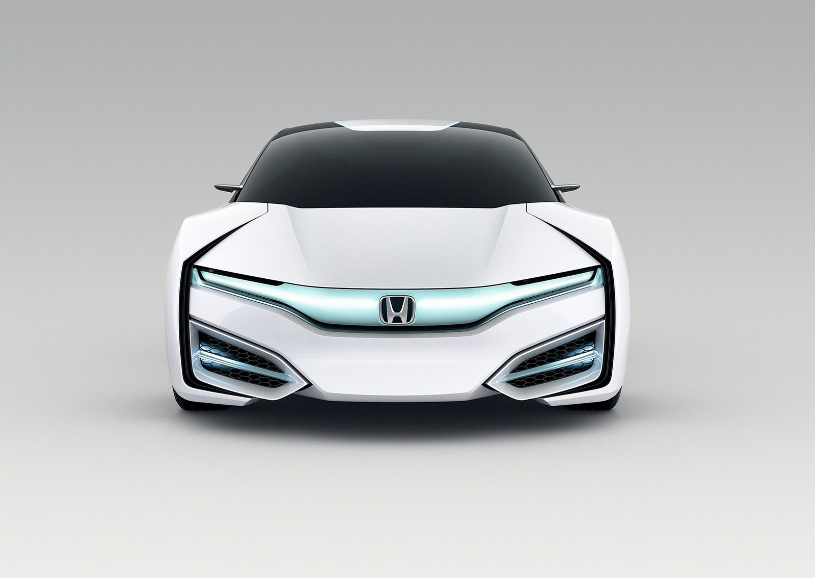 Honda FCEV, 2013
