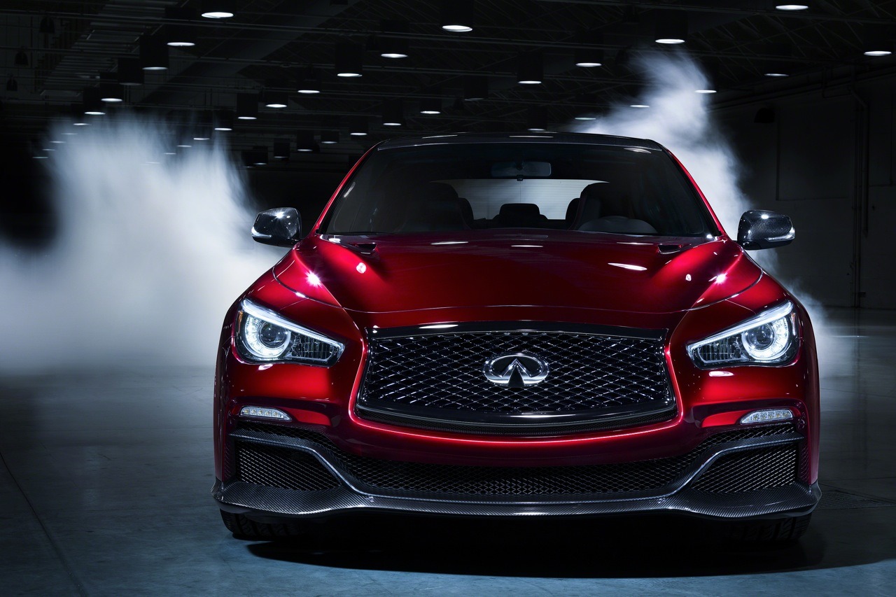 Infiniti Q50 Eau Rouge, 2014