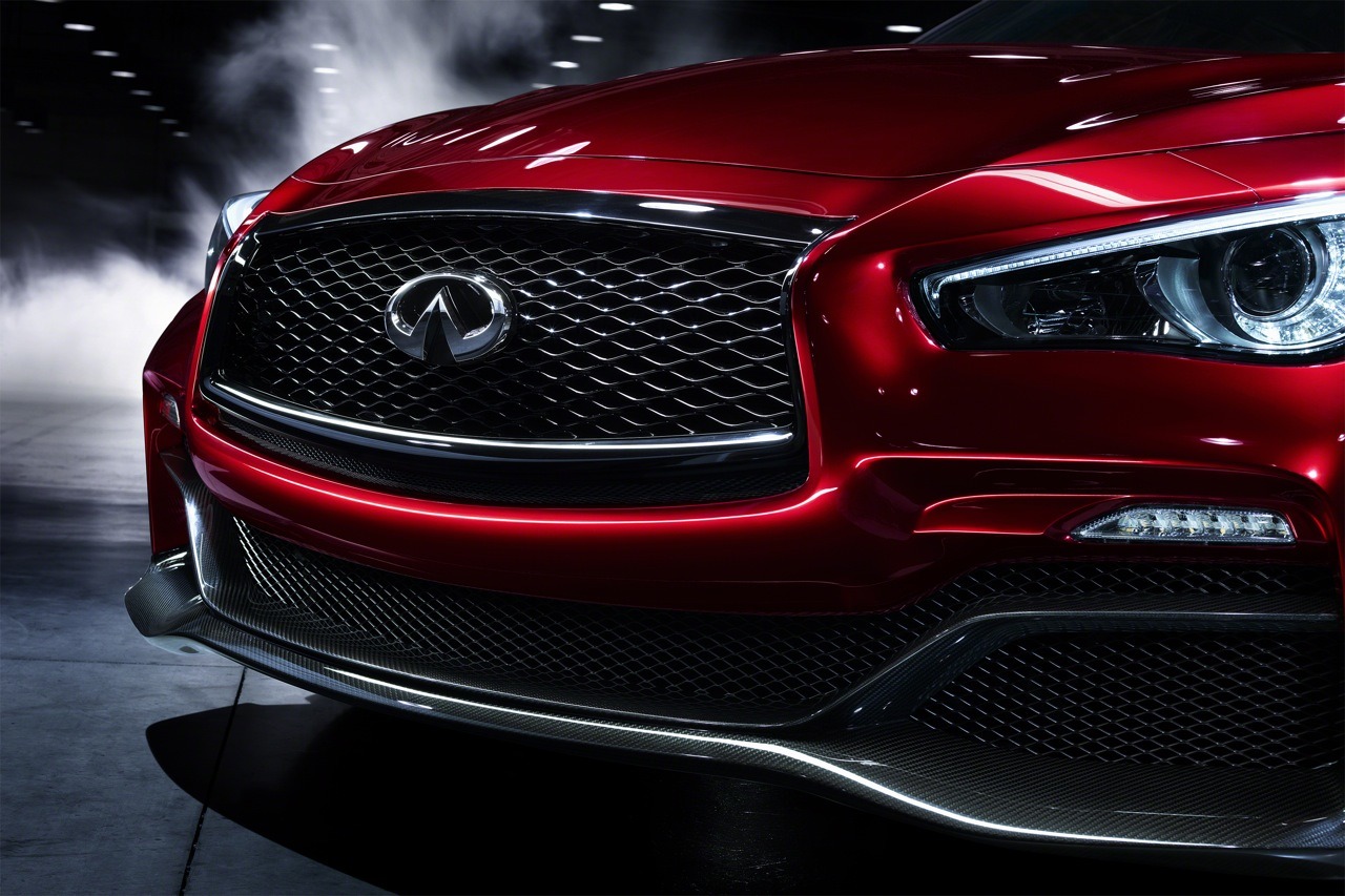 Infiniti Q50 Eau Rouge, 2014