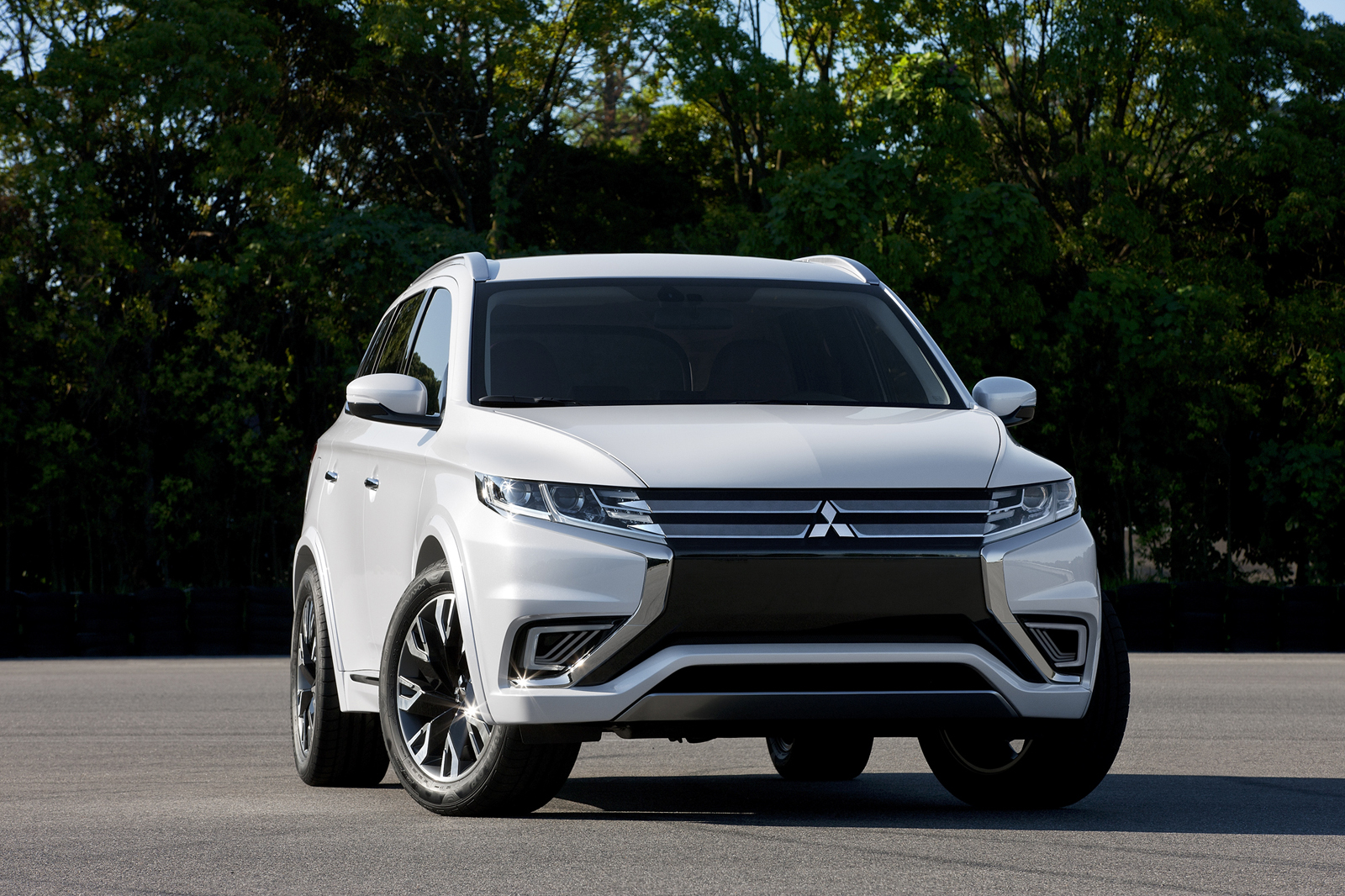 Mitsubishi Outlander PHEV Concept-S, 2014