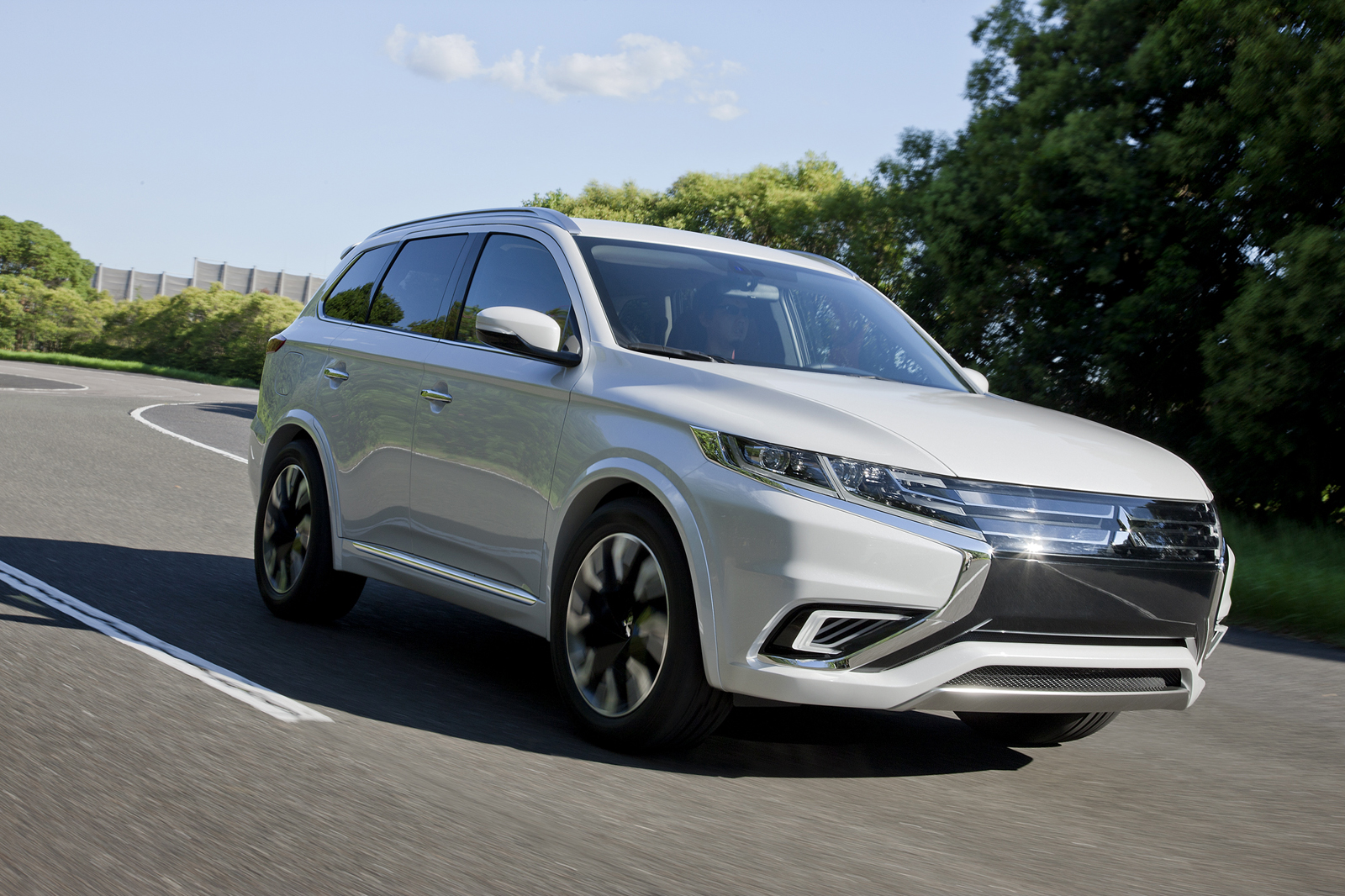 Mitsubishi Outlander PHEV Concept-S, 2014