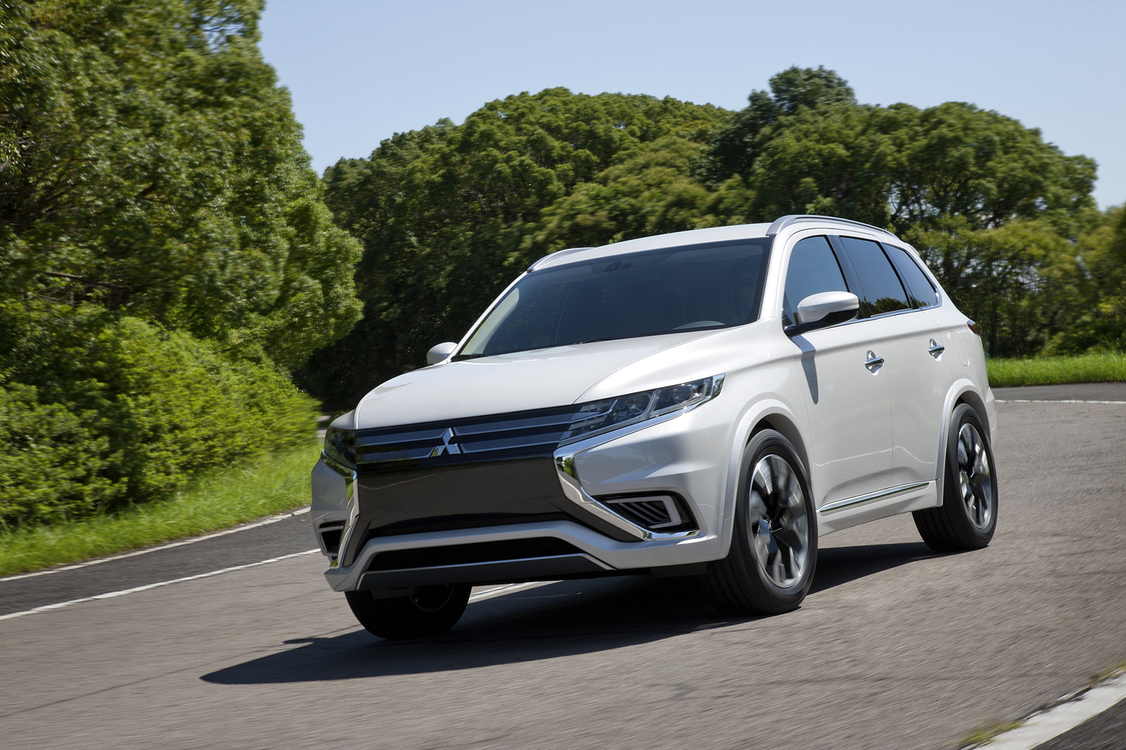 Mitsubishi Outlander PHEV Concept-S, 2014