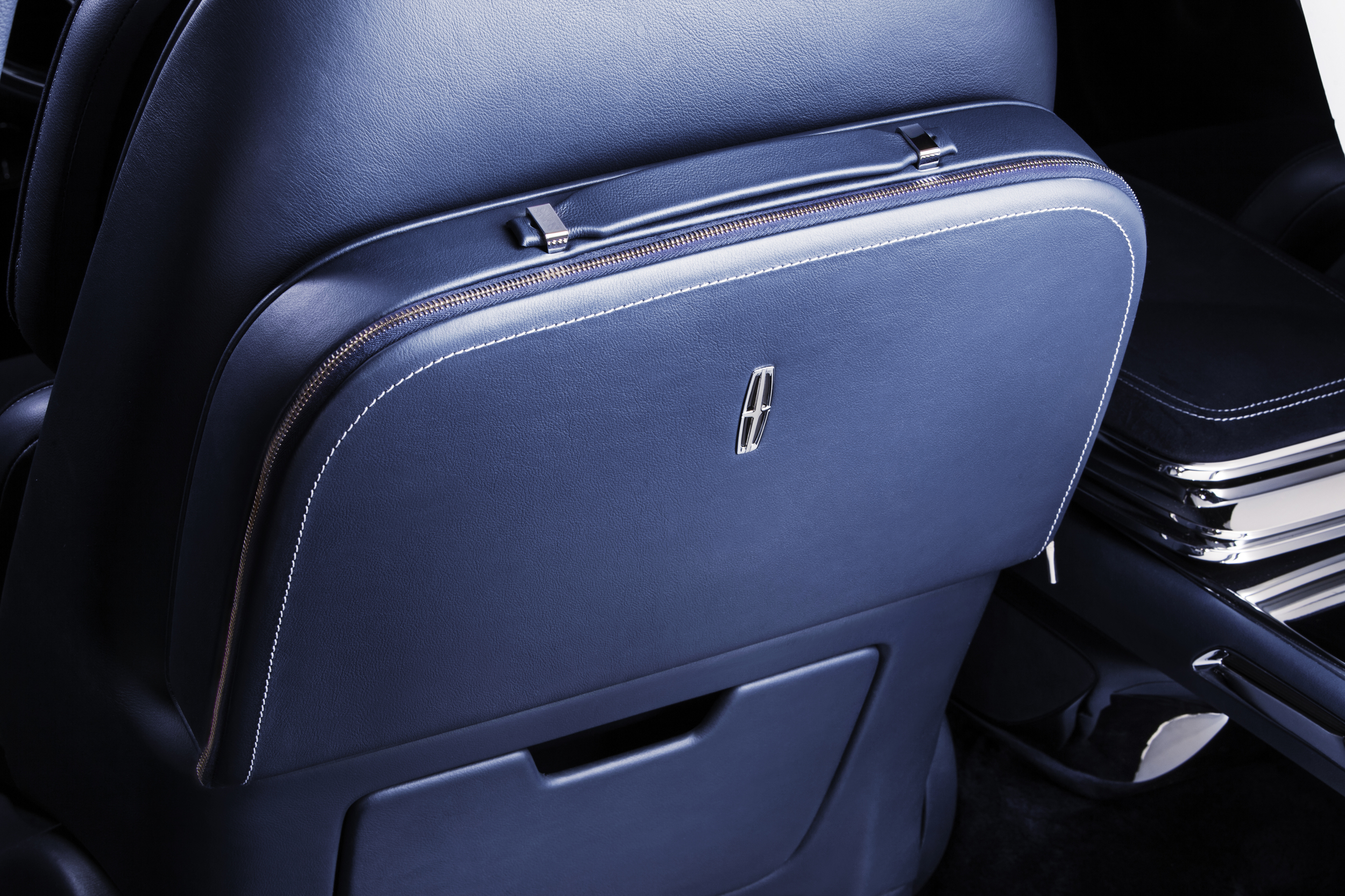 Lincoln Continental Concept, 2015 - Travelcase