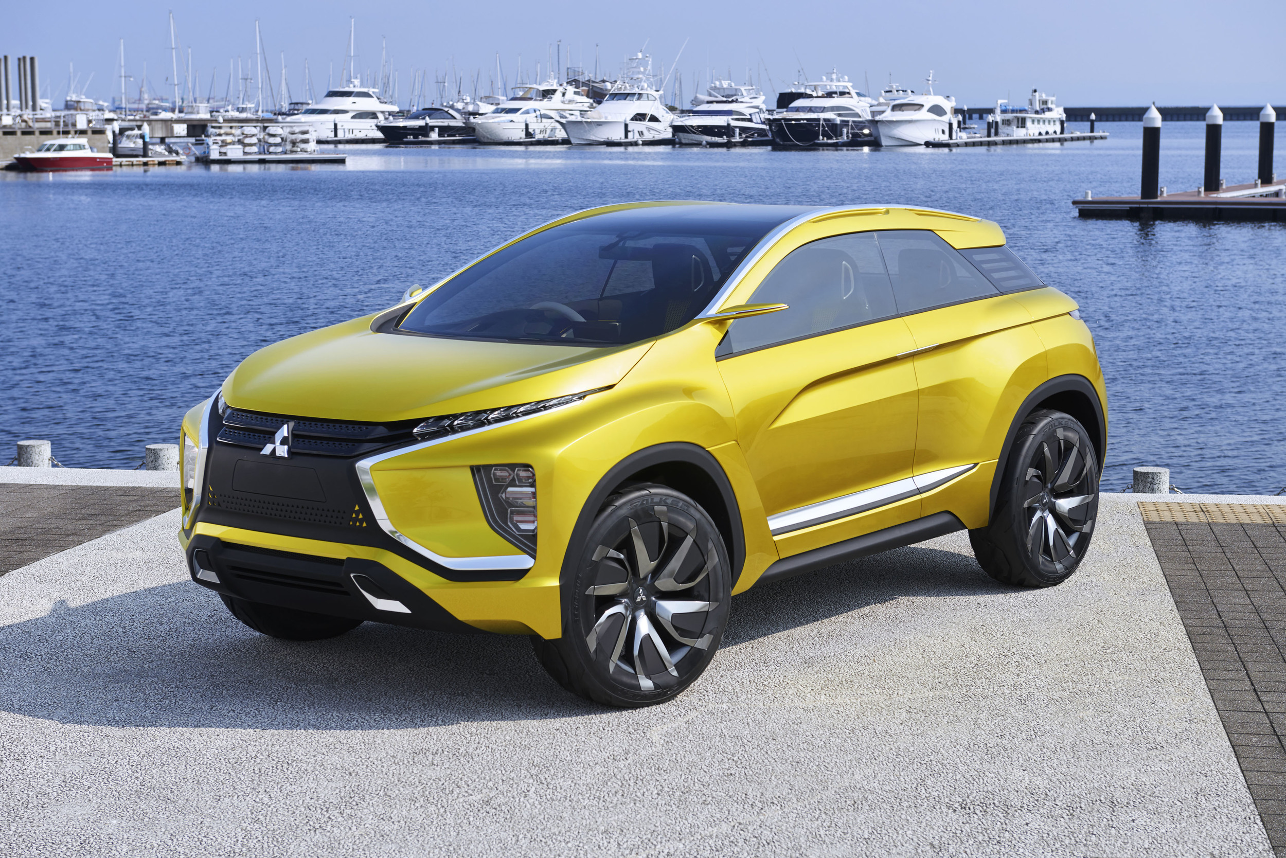 Mitsubishi eX Concept, 2015