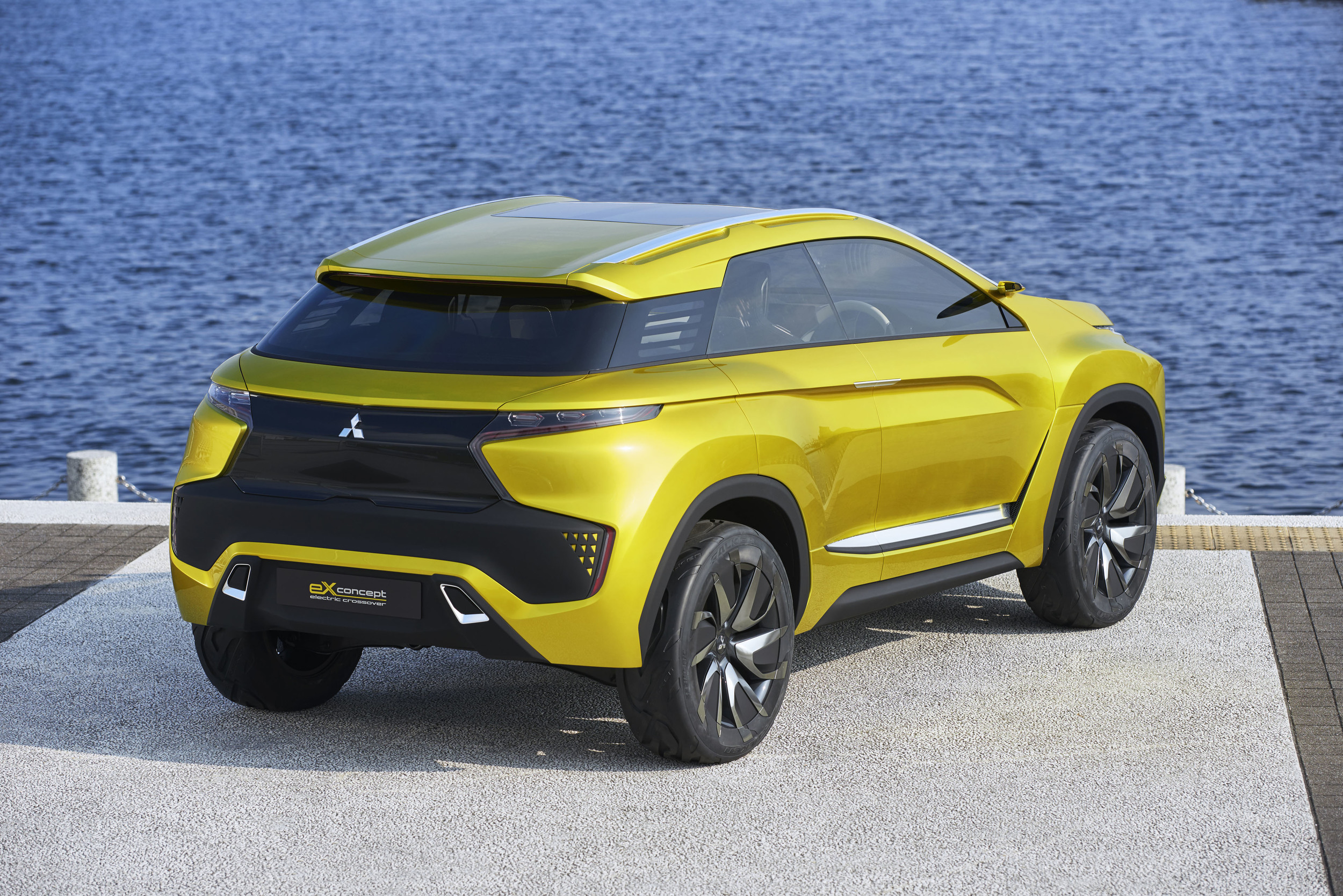 Mitsubishi eX Concept, 2015