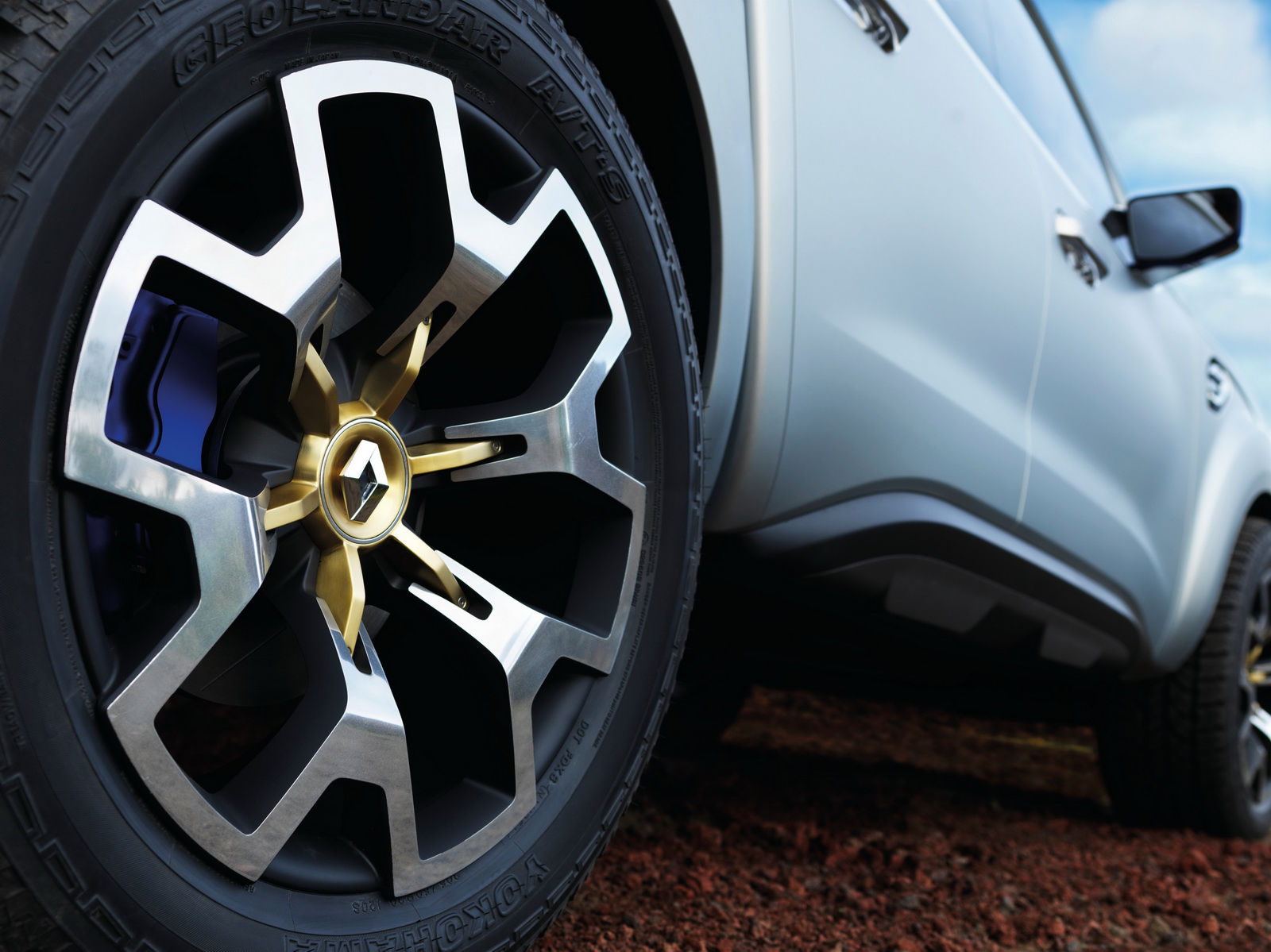 Renault Alaskan Concept, 2015