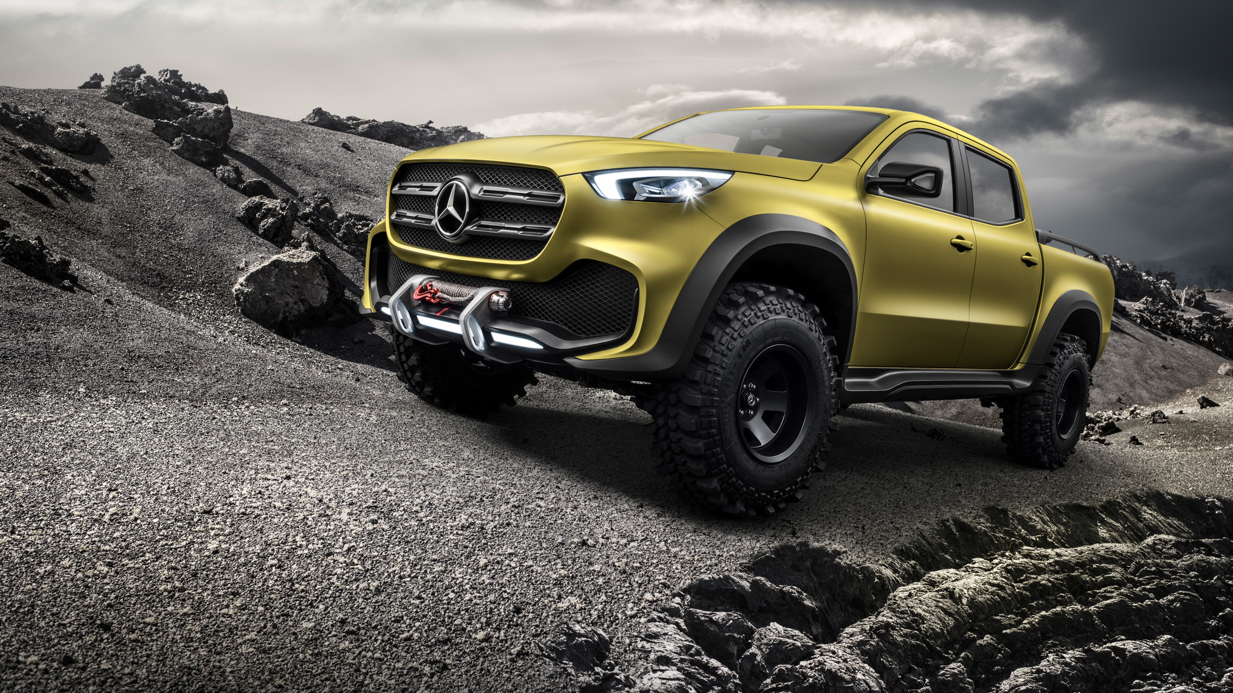 Mercedes-Benz Concept X-Class powerful adventurer, 2016
