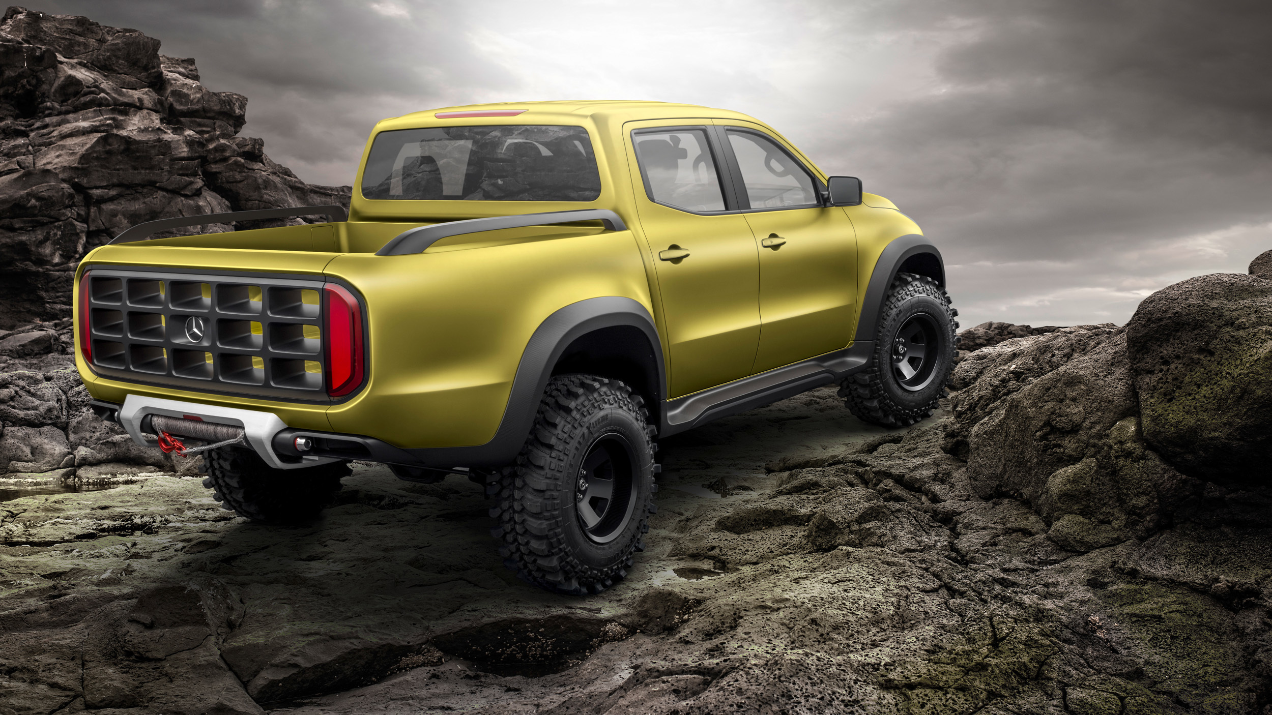 Mercedes-Benz Concept X-Class powerful adventurer, 2016