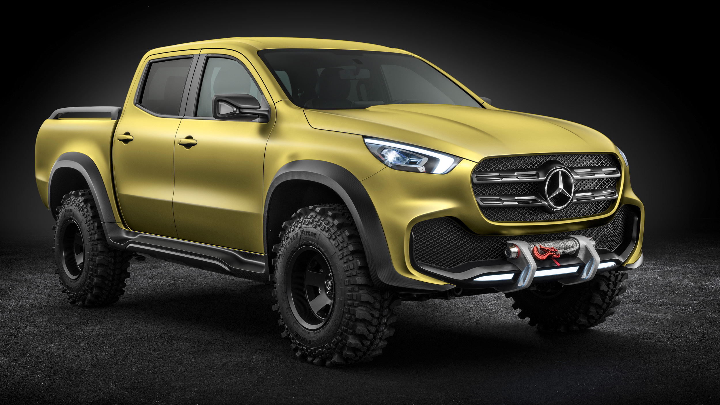 Mercedes-Benz Concept X-Class powerful adventurer, 2016