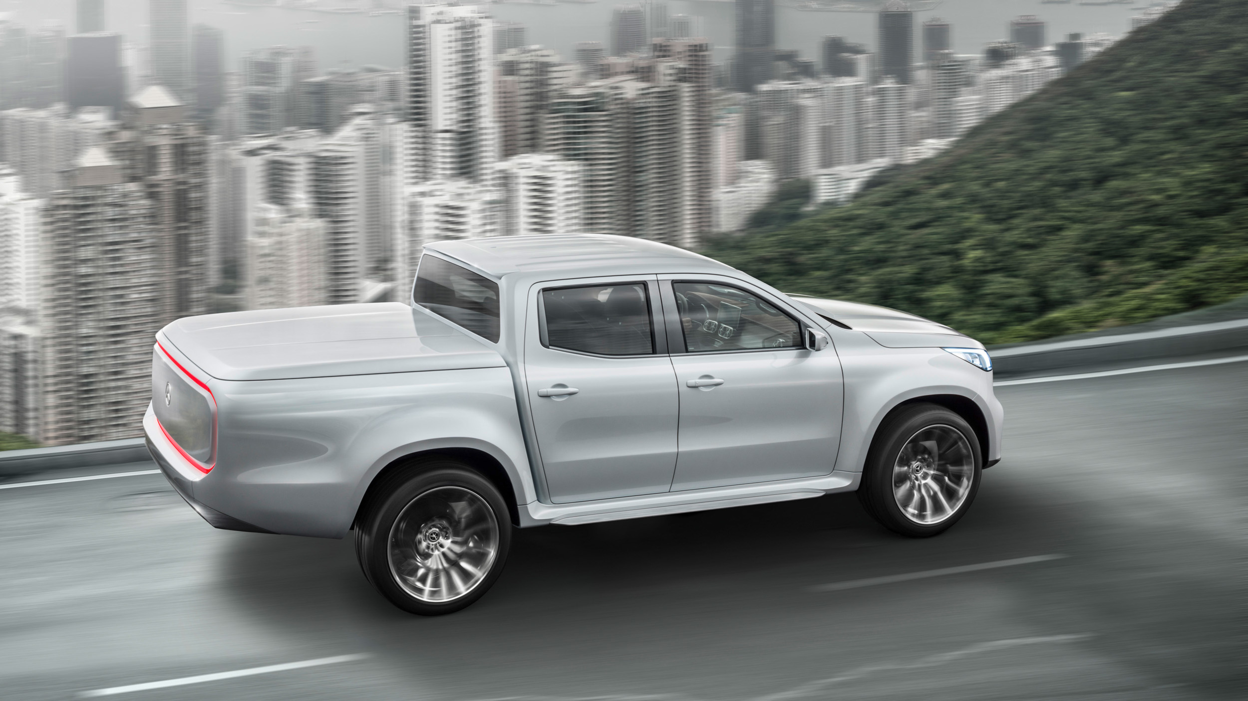 Mercedes-Benz Concept X-Class stylish explorer, 2016