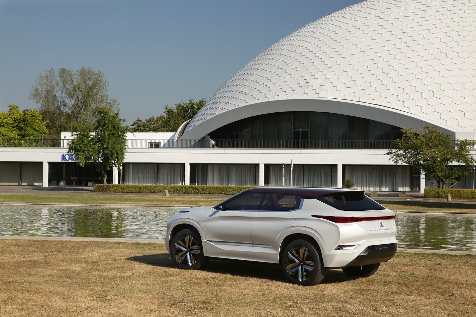 Mitsubishi GT-PHEV Concept, 2016