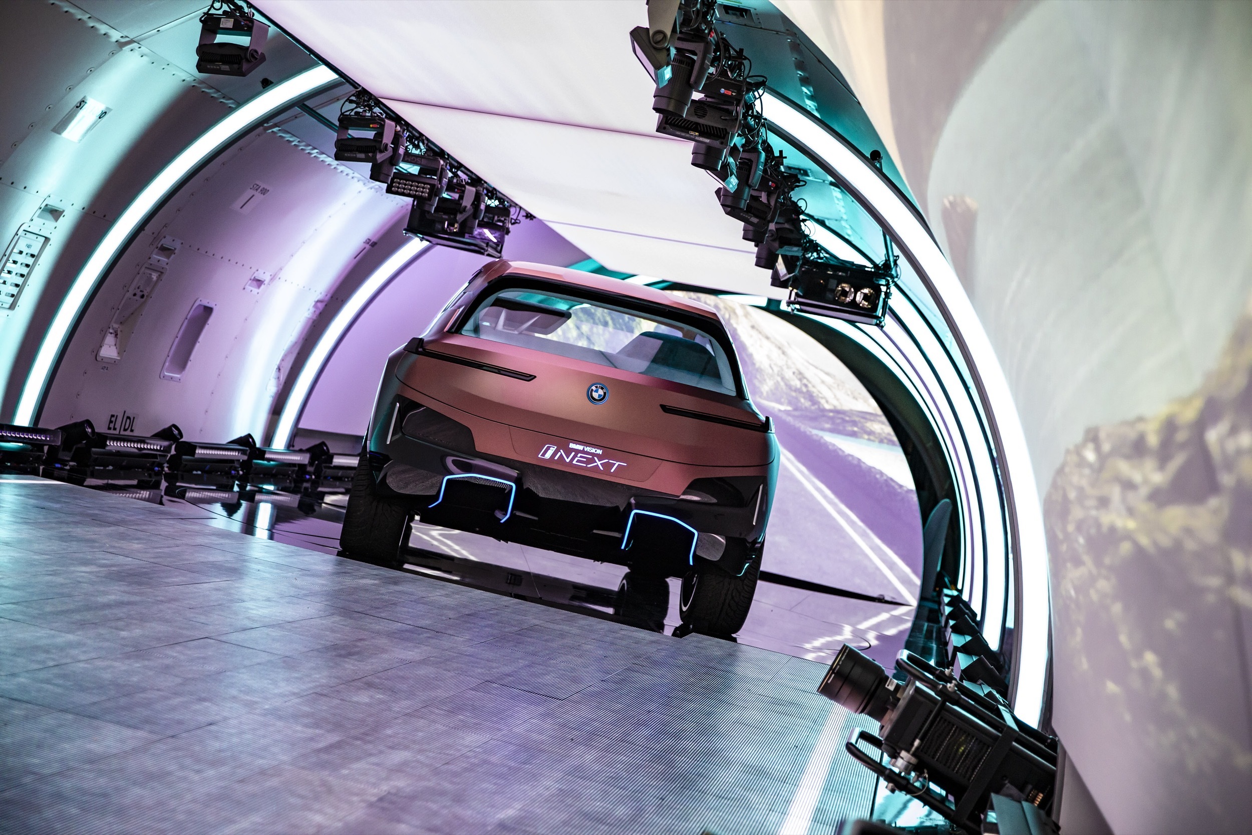 BMW Vision iNext Concept, 2018