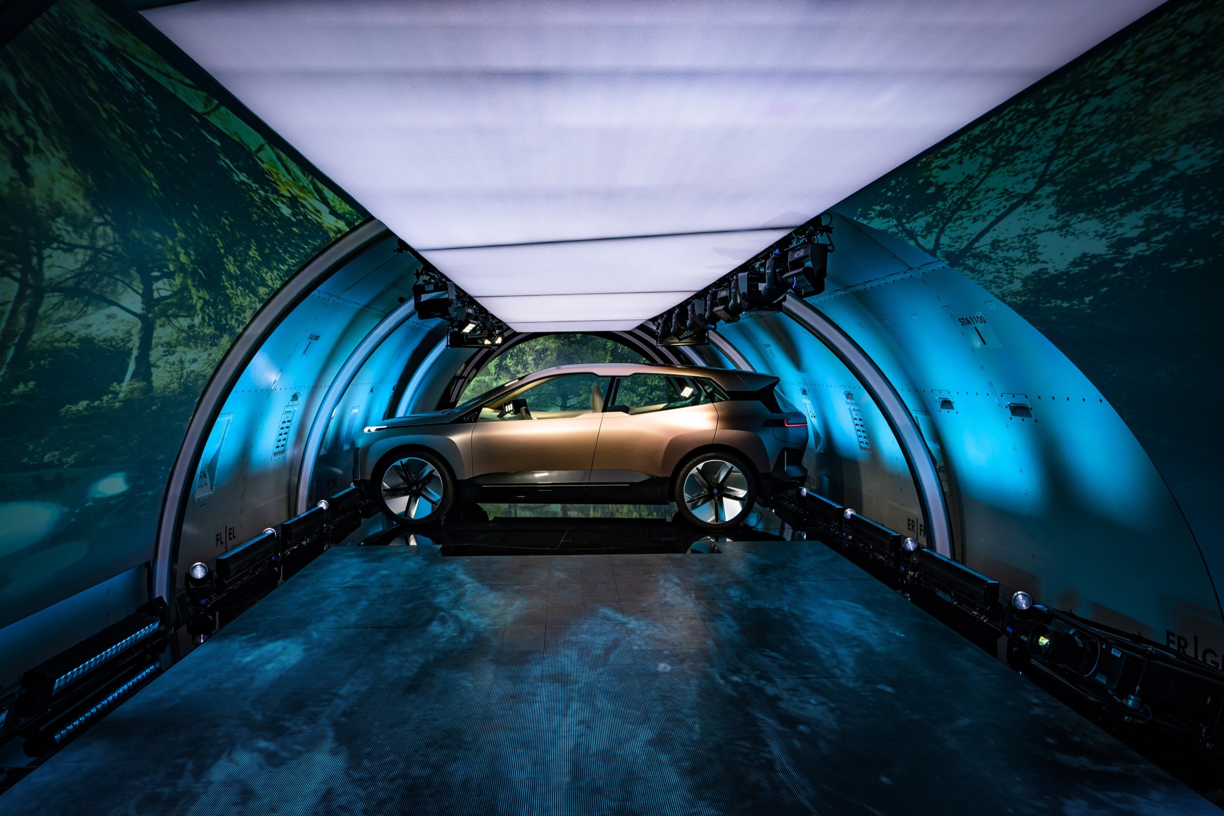 BMW Vision iNext Concept, 2018