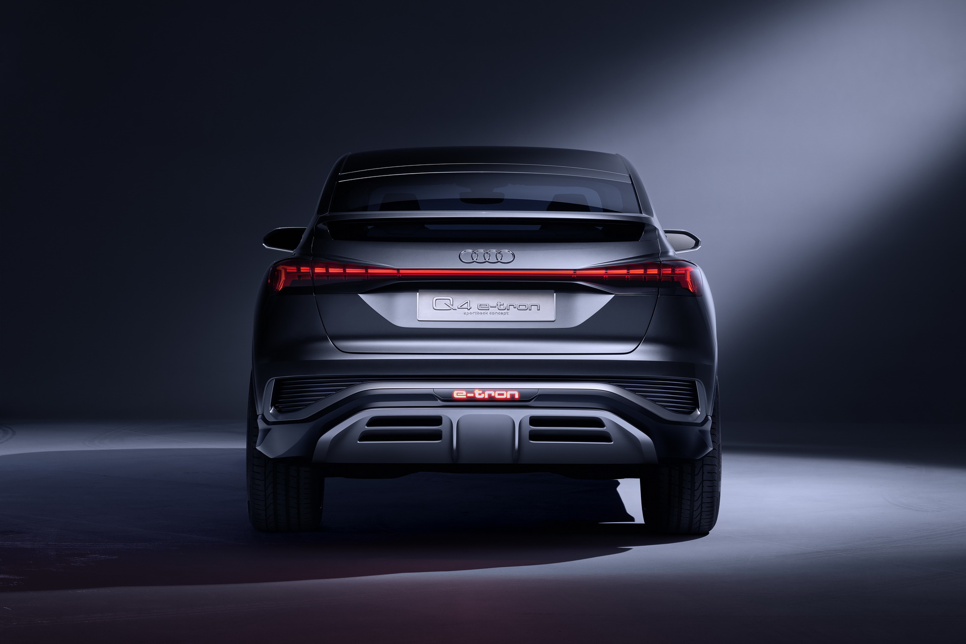 Audi Q4 Sportback e-tron Concept, 2020