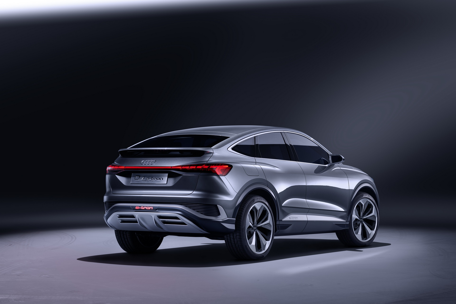 Audi Q4 Sportback e-tron Concept, 2020