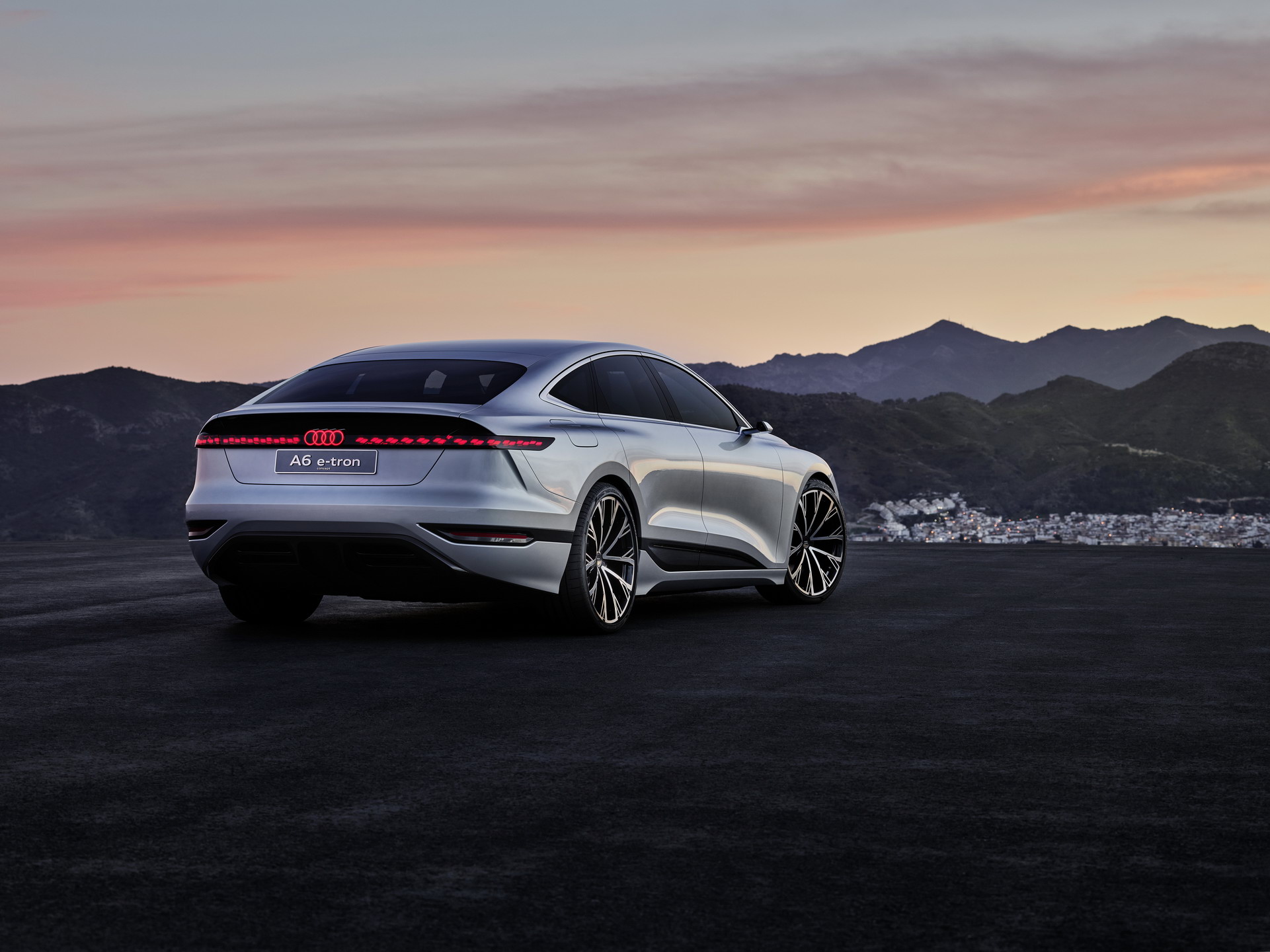 Audi A6 e-tron Concept, 2021