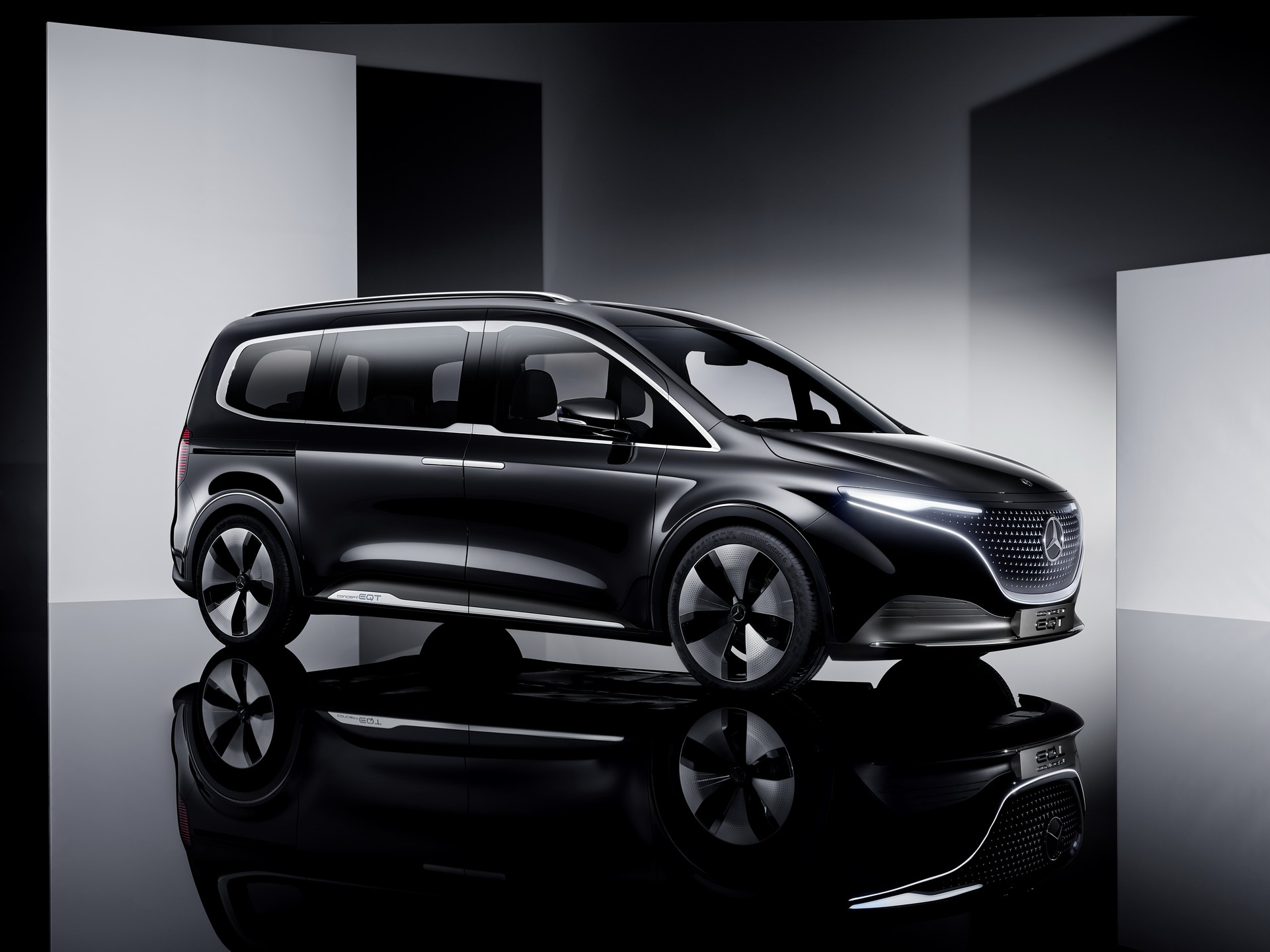 Mercedes-Benz Concept EQT, 2021
