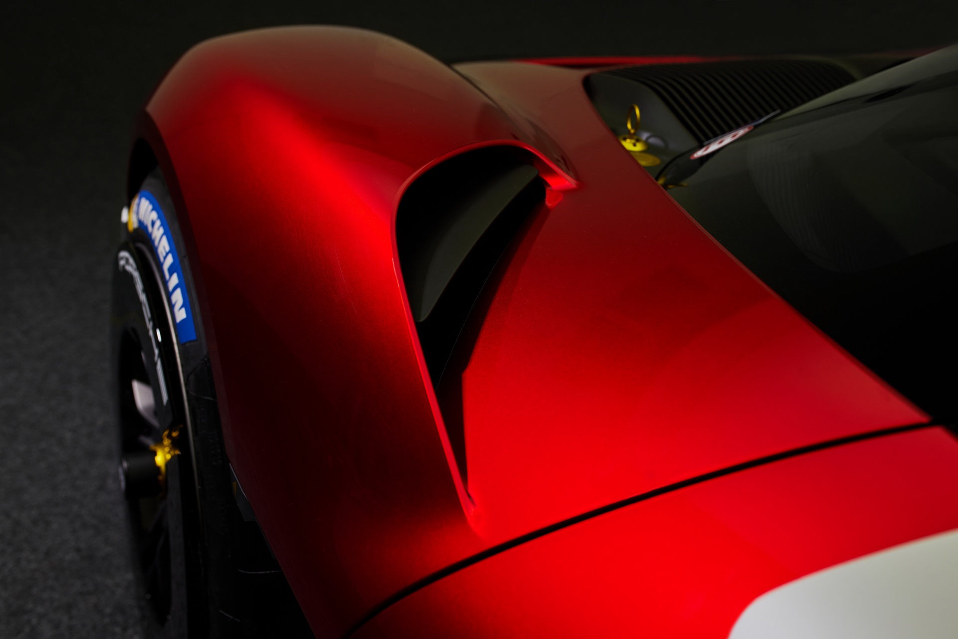 Porsche Mission c