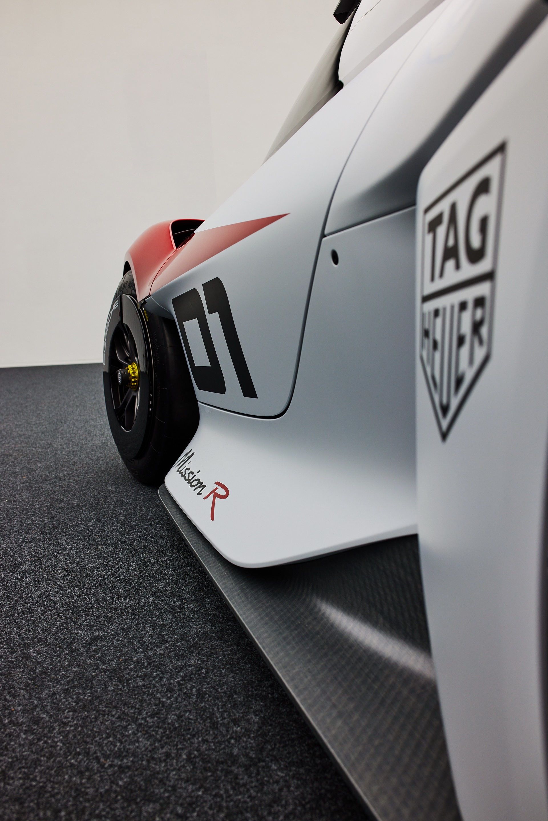 Porsche Mission R, 2021
