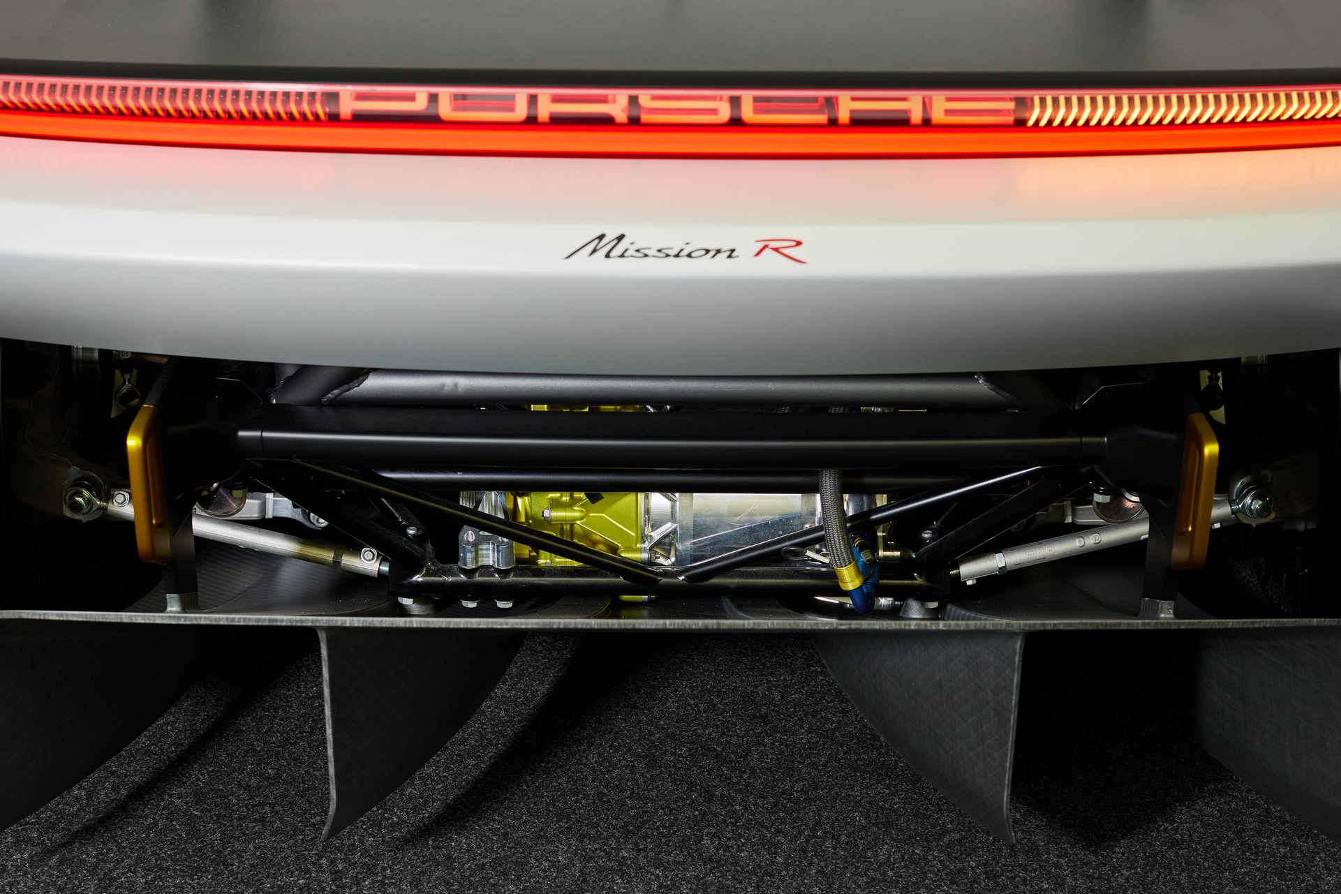 Porsche Mission R, 2021