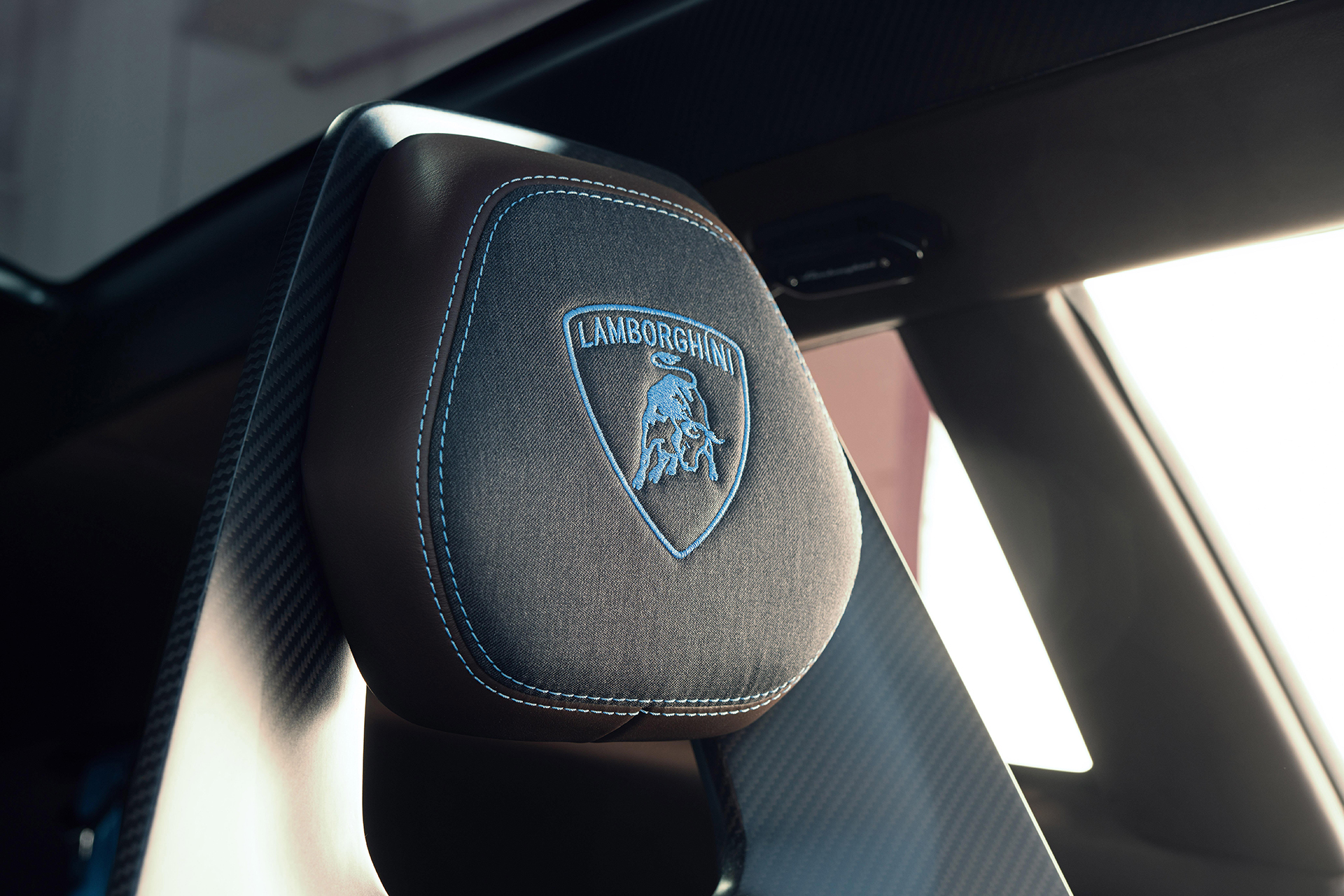 Lamborghini Lanzador Concept, 2023 – Interior