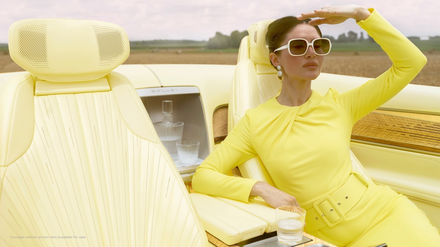 Cadillac SOLLEI concept vehicle, 2024