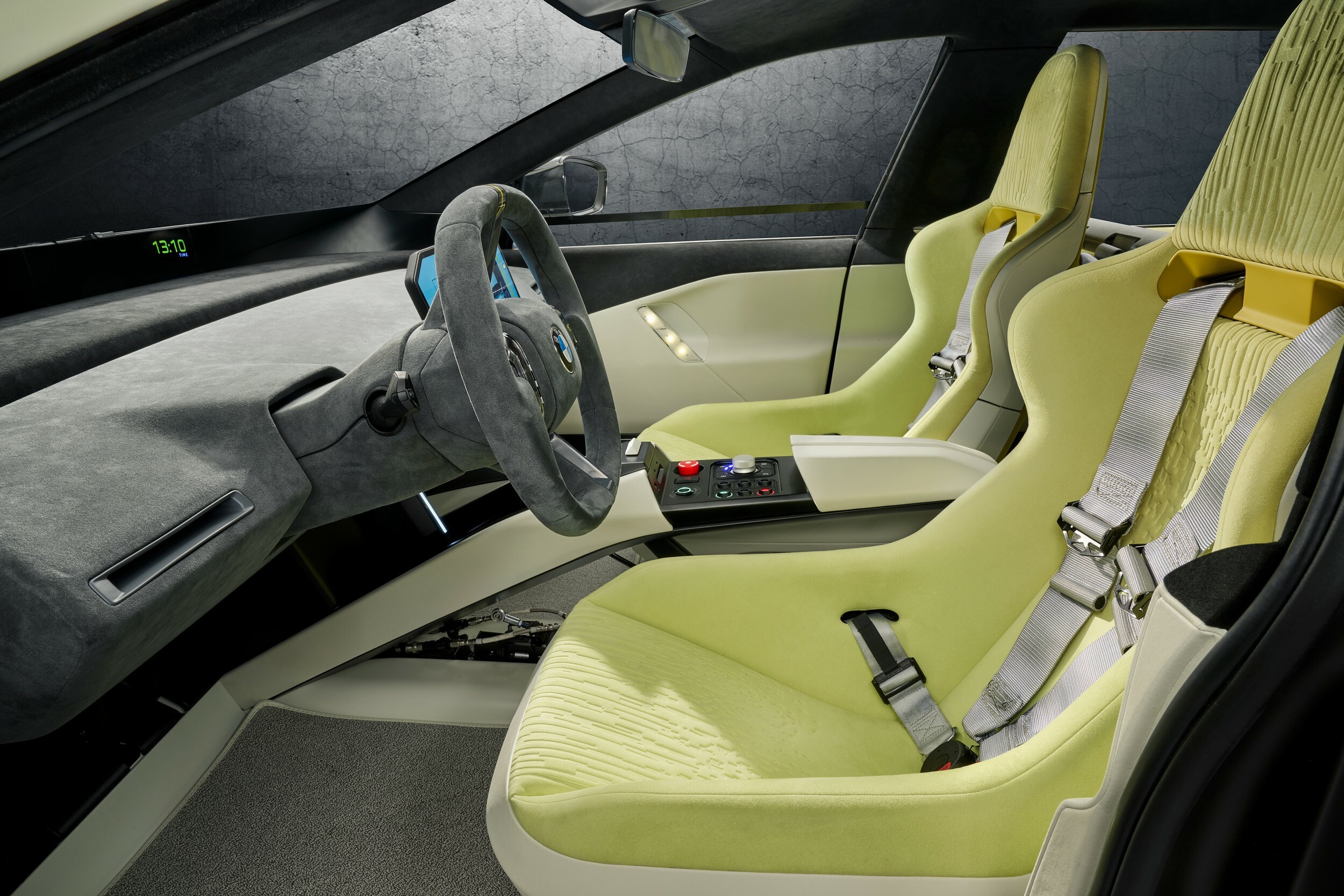 BMW Vision Driving Experience Concept, 2025 – Interior