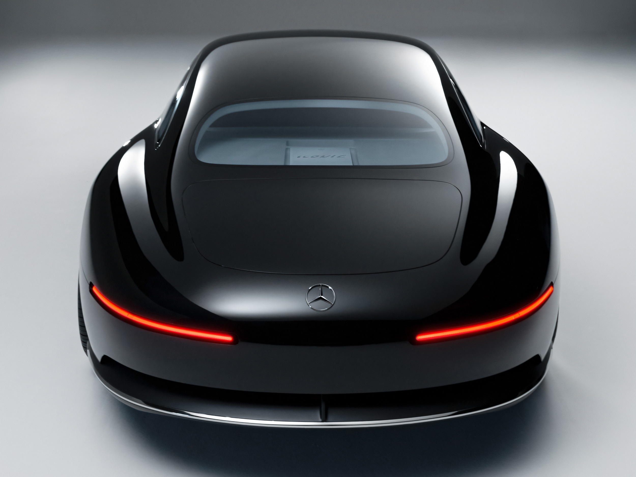Mercedes-Benz Vision Iconic Concept, 2025