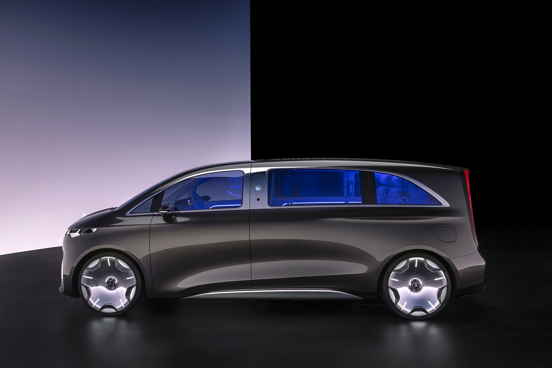 Mercedes-Benz Vision V Concept, 2025